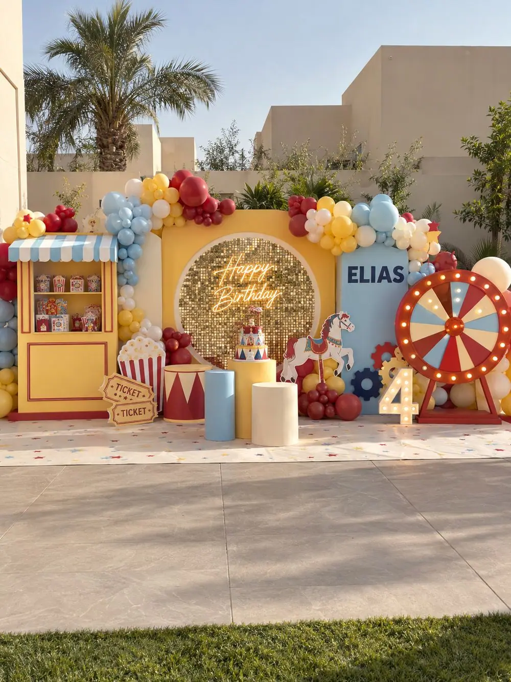 Circus & Carnival birthday decoration, Package 4 (8 m wide) setup, view 2