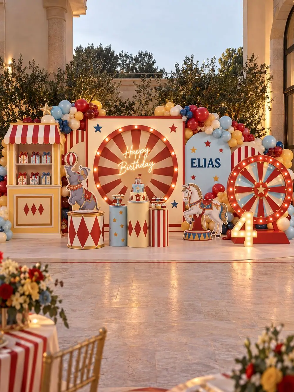 Circus & Carnival birthday decoration, Package 4 (8 m wide) setup